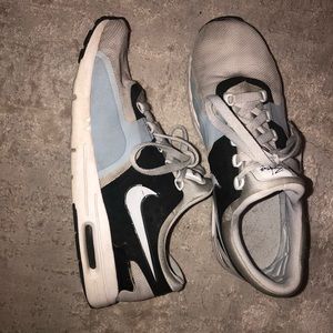 NIKE AIR MAX ZERO size 10